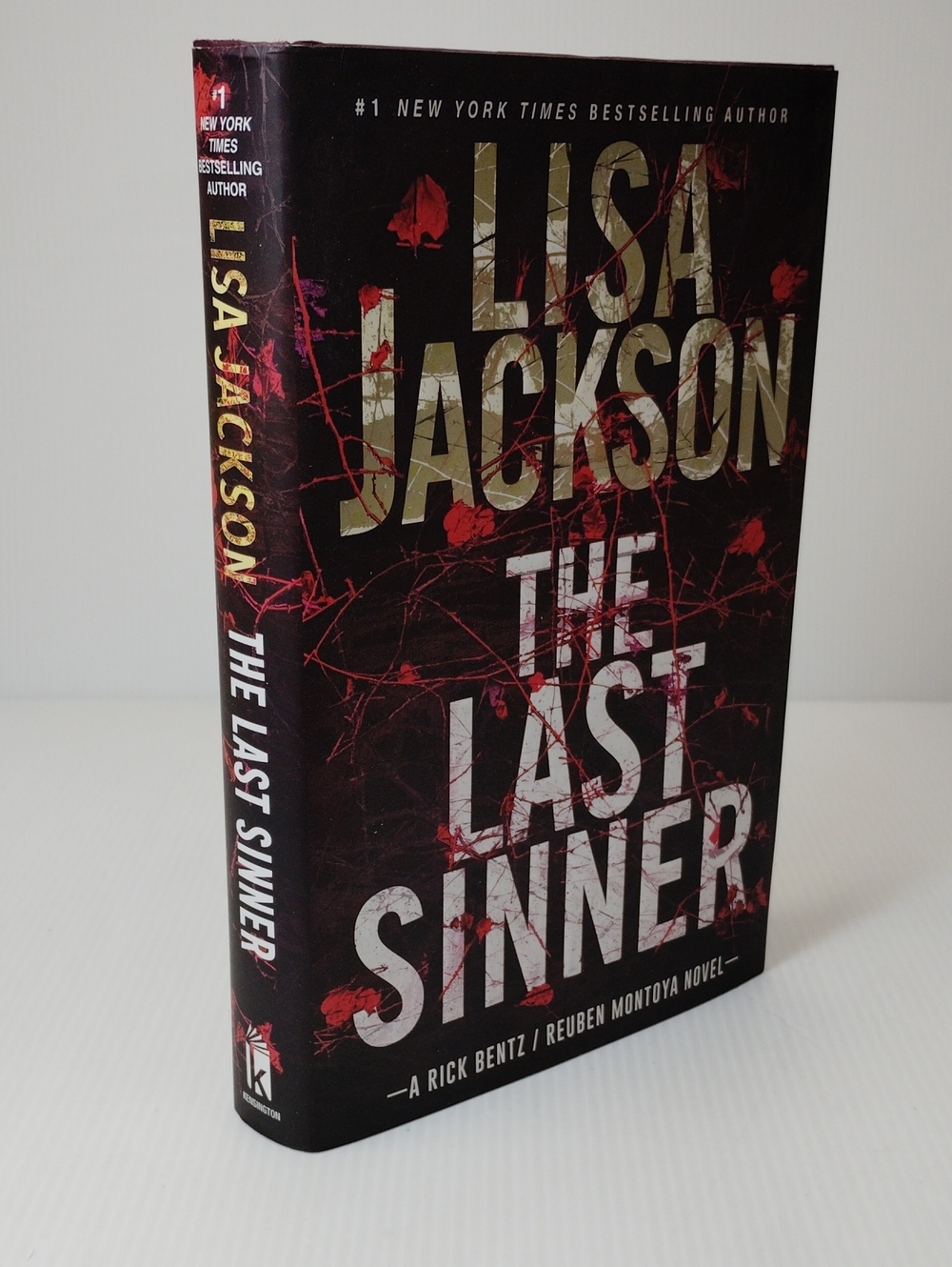 4 For $12 Lisa Jackson- The Last Sinner